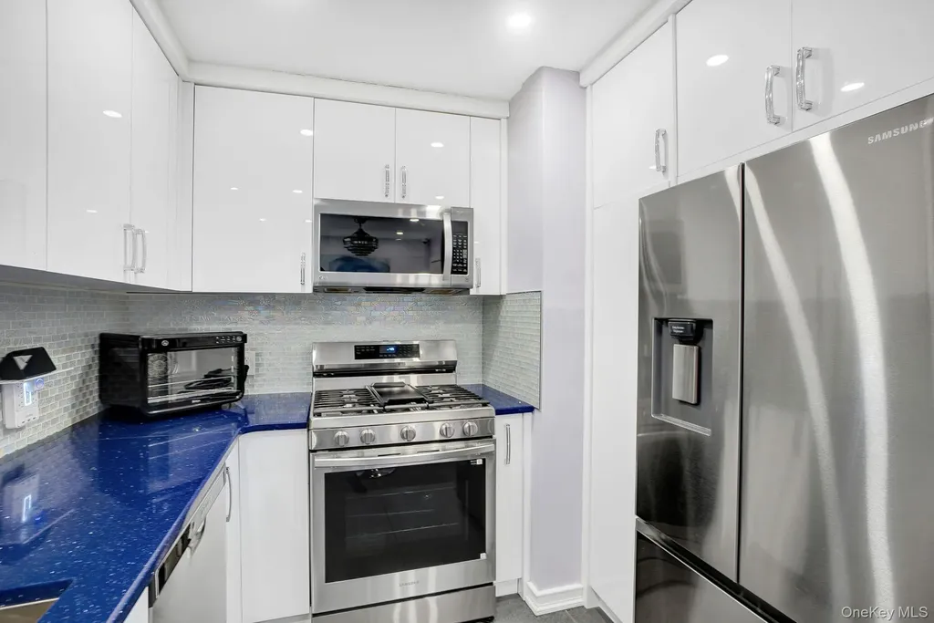 219-06 67 Avenue Bayside NY 11364