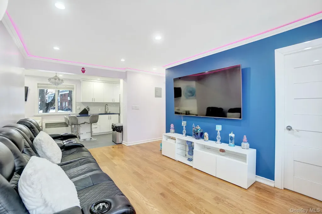 219-06 67 Avenue Bayside NY 11364