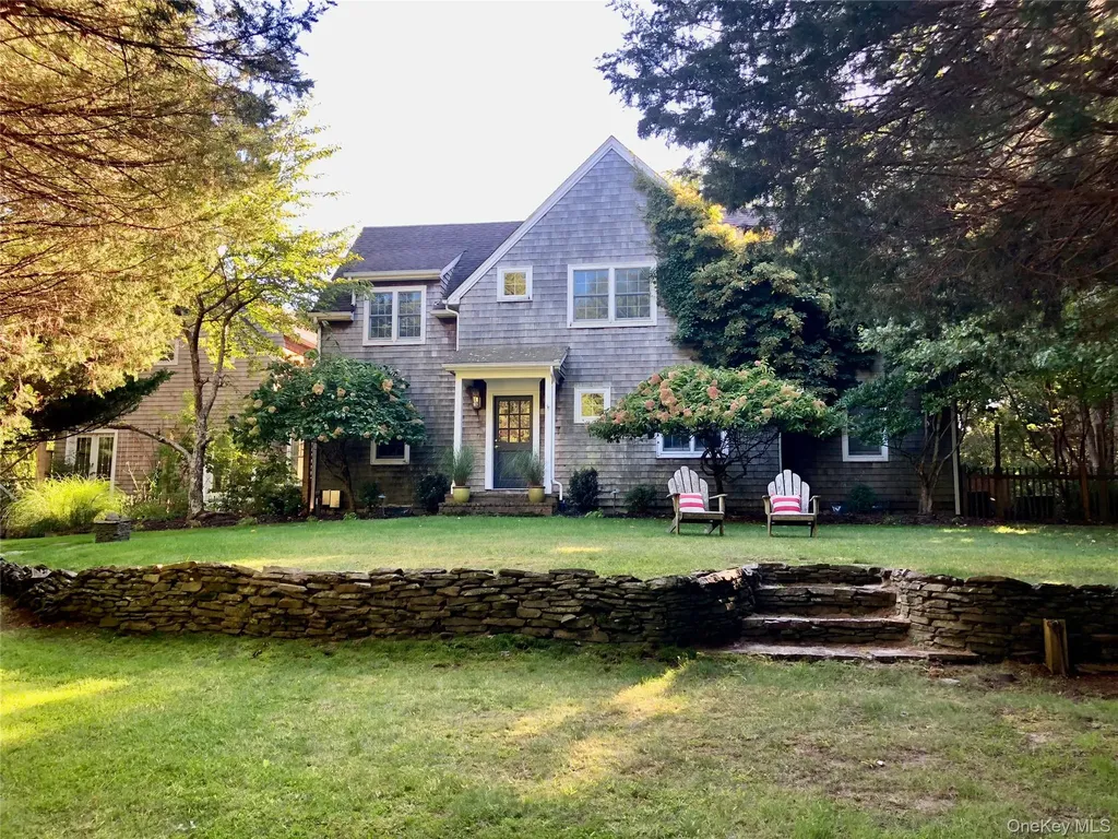 10 Deer Path East Hampton NY 11937