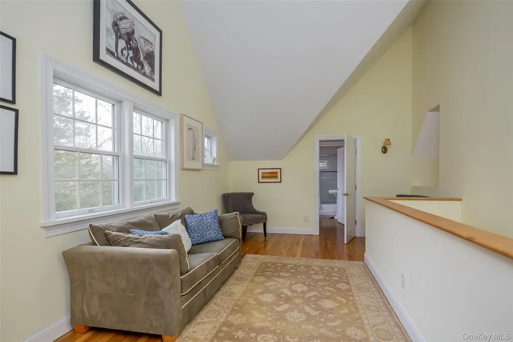 10 Deer Path East Hampton NY 11937