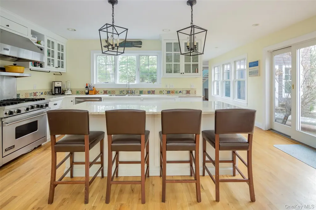 10 Deer Path East Hampton NY 11937