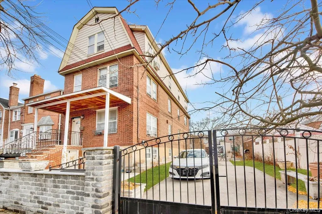 2312 Morgan Avenue Bronx NY 10469
