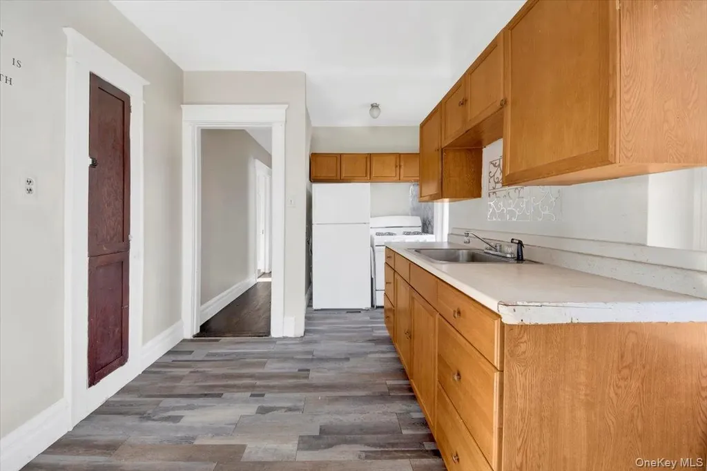 2312 Morgan Avenue Bronx NY 10469