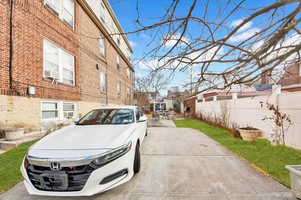 2312 Morgan Avenue Bronx NY 10469