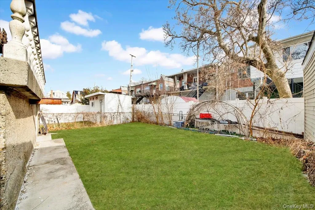 2312 Morgan Avenue Bronx NY 10469