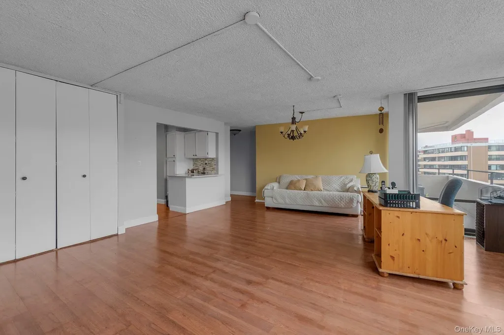166-31 9th Avenue Beechhurst NY 11357