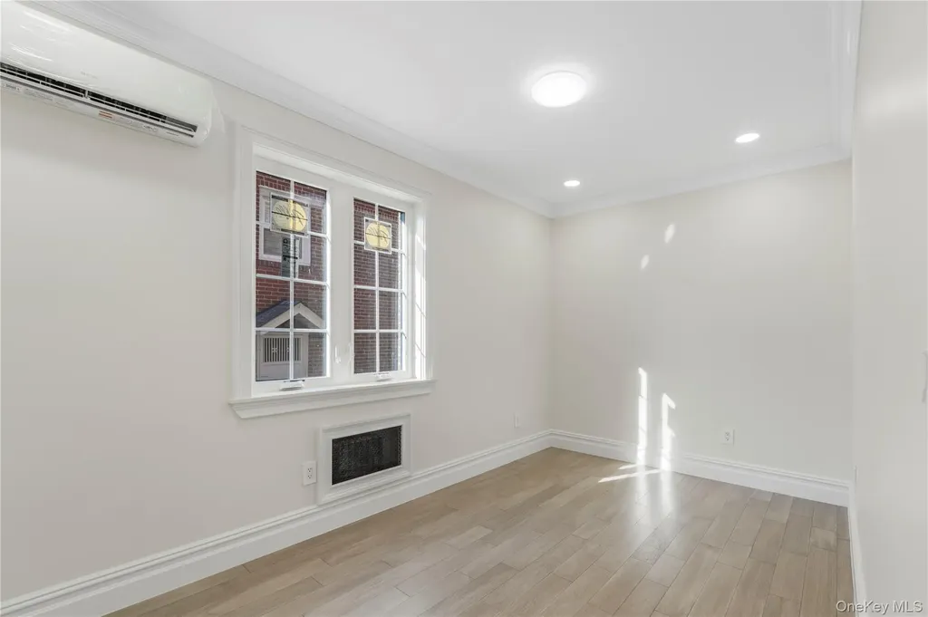 146-18 Laburnum Avenue Flushing NY 11355