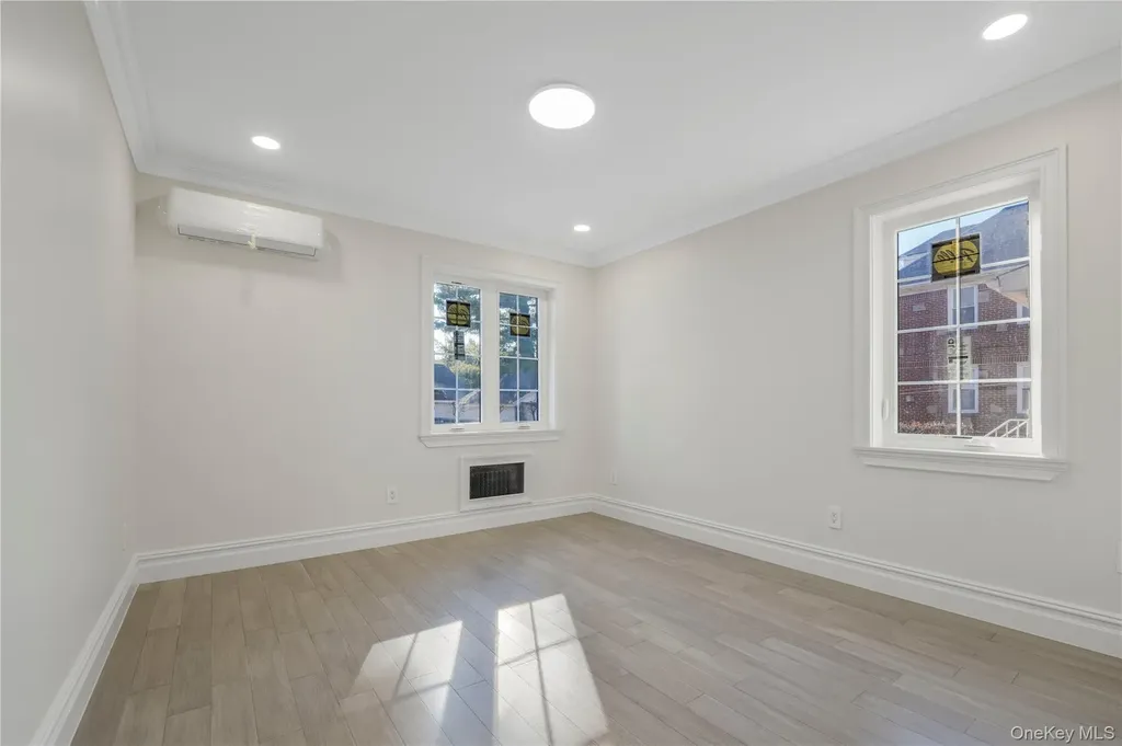 146-18 Laburnum Avenue Flushing NY 11355