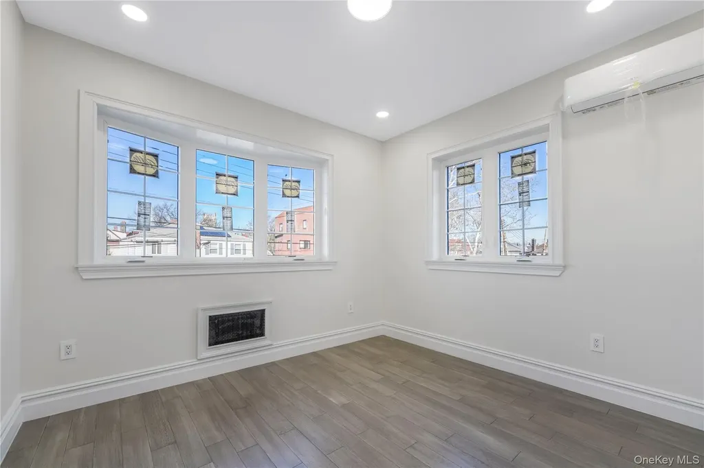 146-18 Laburnum Avenue Flushing NY 11355