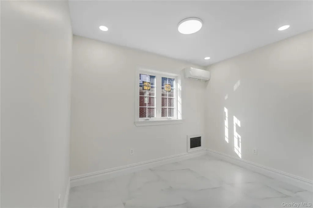 146-18 Laburnum Avenue Flushing NY 11355