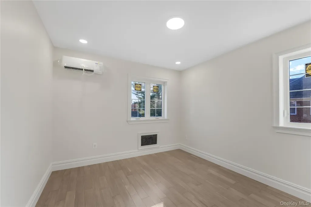146-18 Laburnum Avenue Flushing NY 11355