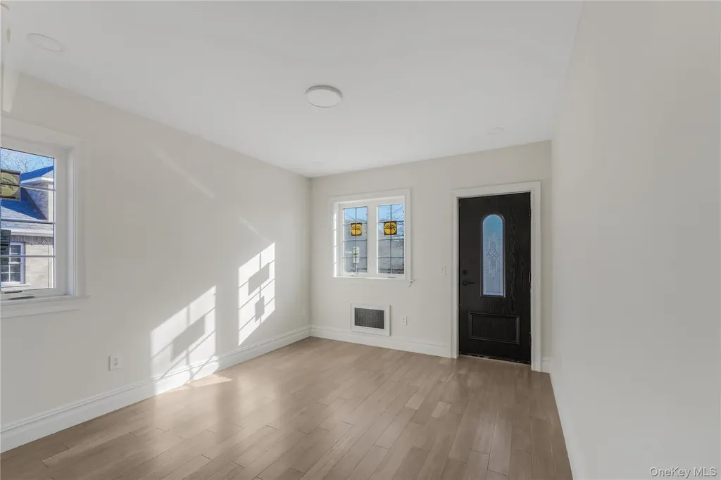 146-18 Laburnum Avenue Flushing NY 11355