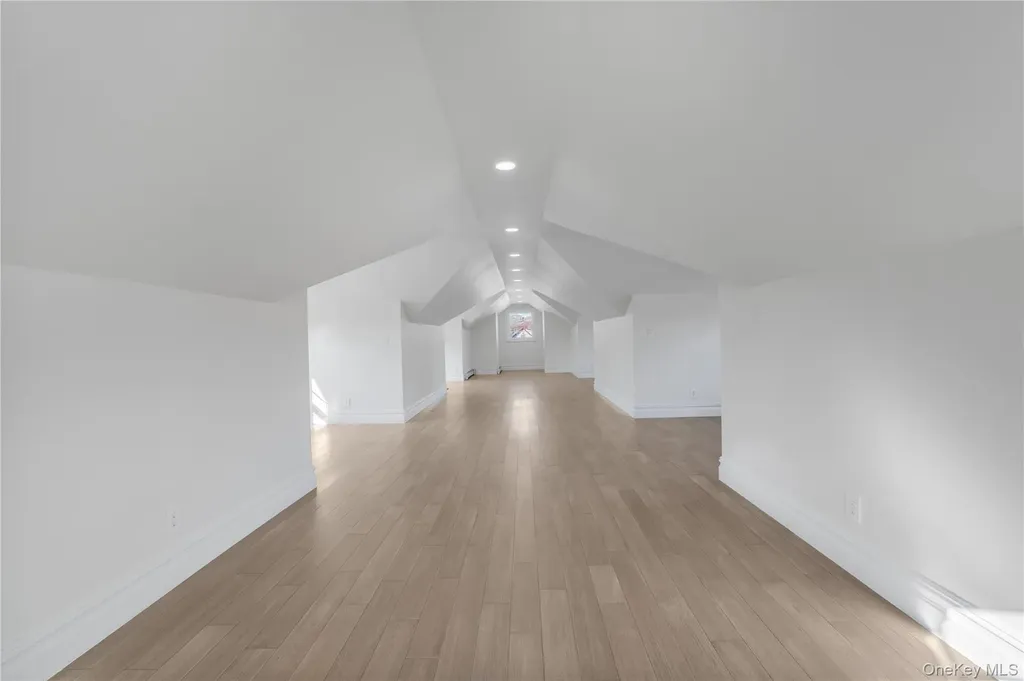 146-18 Laburnum Avenue Flushing NY 11355
