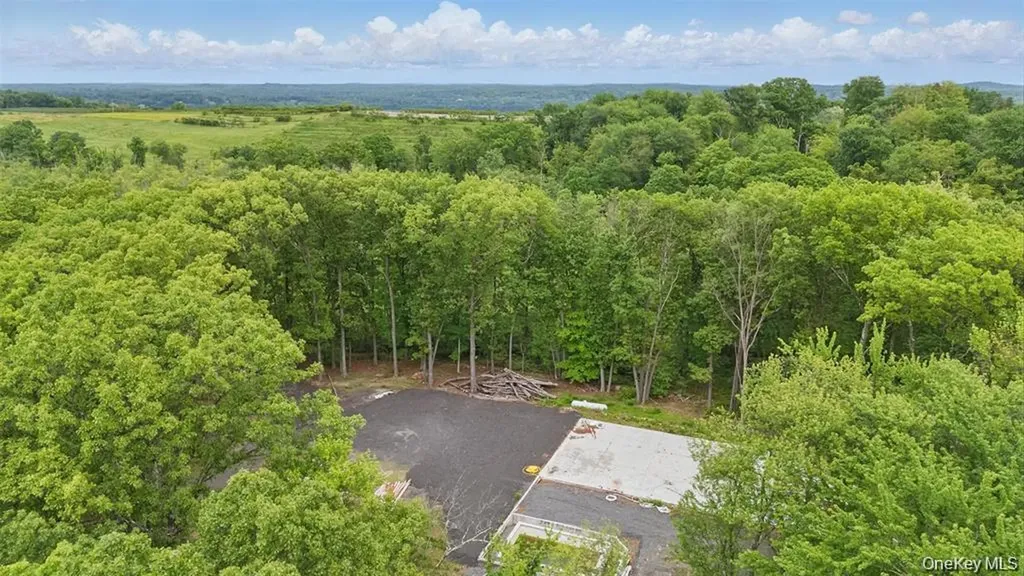 715 Broadway Esopus NY 12429