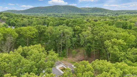 715 Broadway Esopus NY 12429