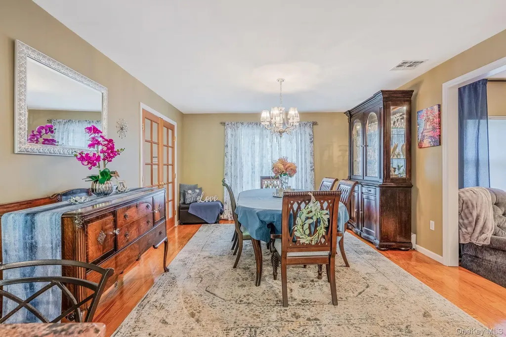 106 Springdale Drive Ronkonkoma NY 11779