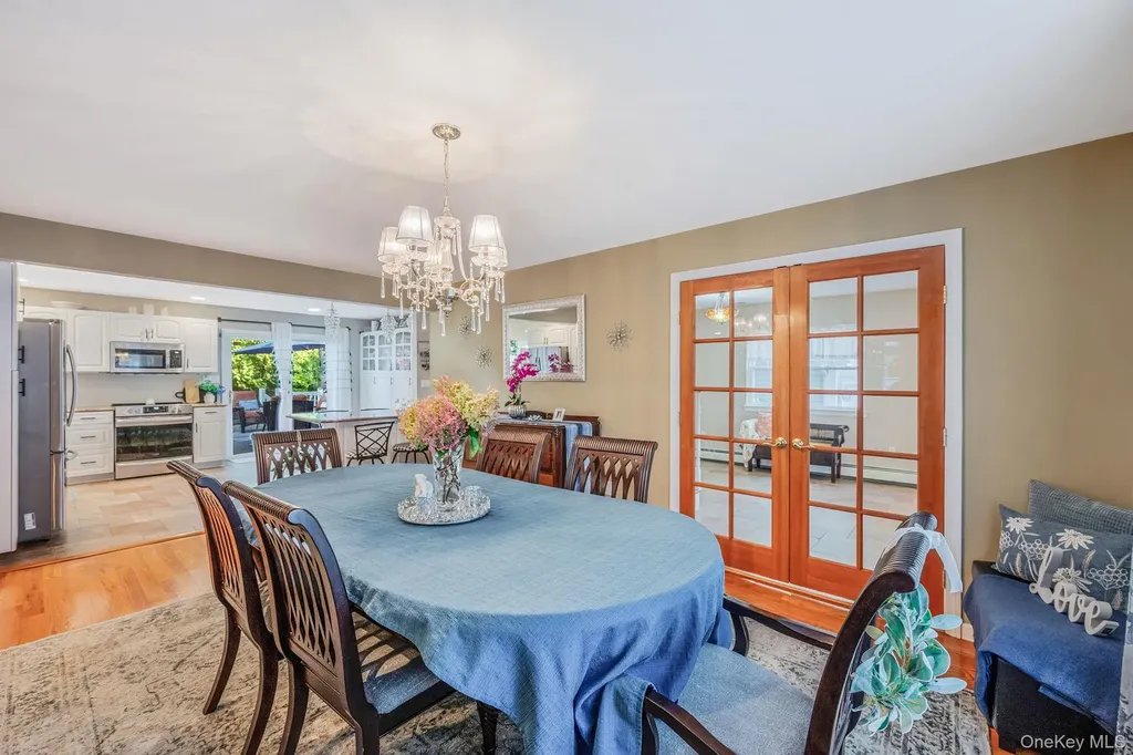 106 Springdale Drive Ronkonkoma NY 11779