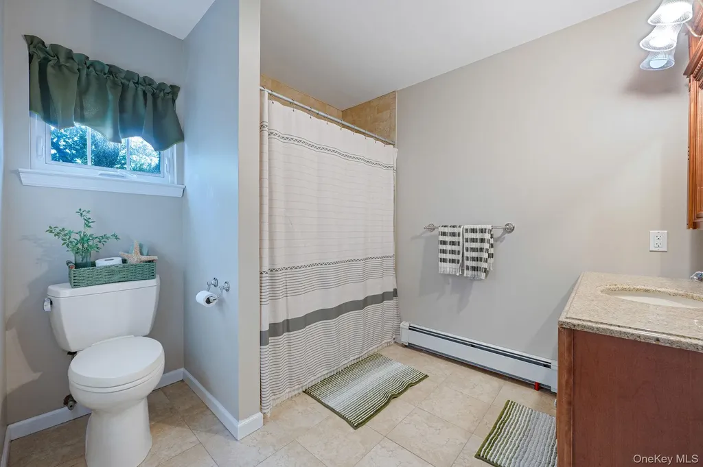106 Springdale Drive Ronkonkoma NY 11779