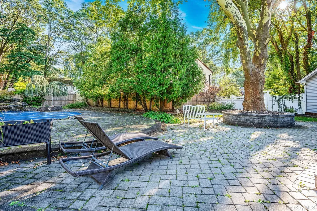 106 Springdale Drive Ronkonkoma NY 11779