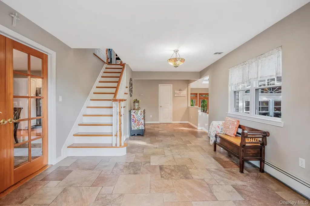 106 Springdale Drive Ronkonkoma NY 11779