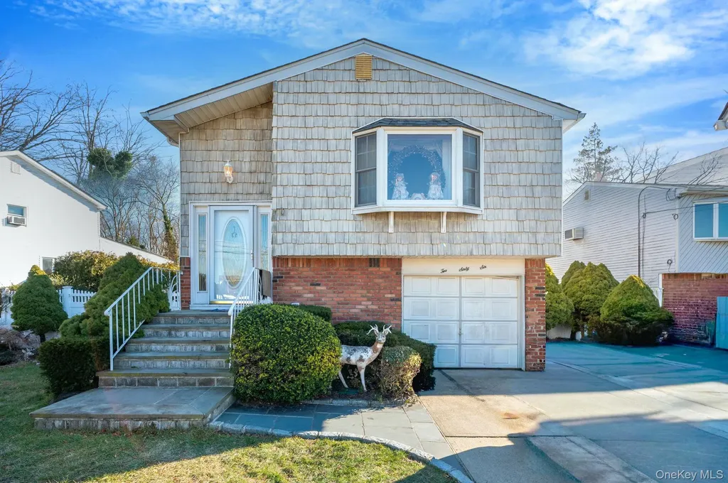 266 Kellum Street West Babylon NY 11704