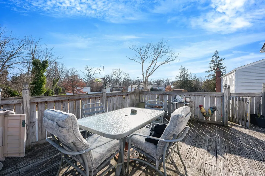 266 Kellum Street West Babylon NY 11704