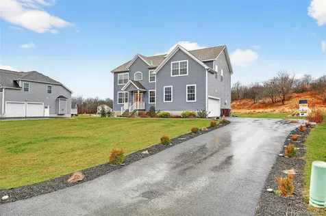 38 Highgrove Drive Washingtonville NY 10992