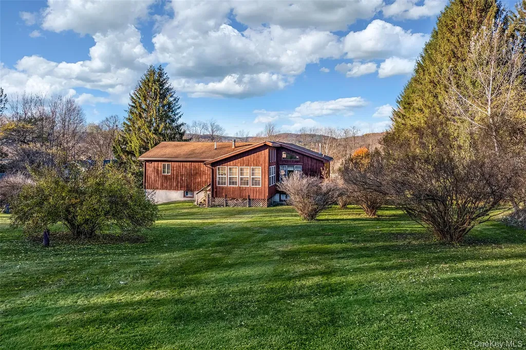 260 Southside Drive Oneonta NY 13820