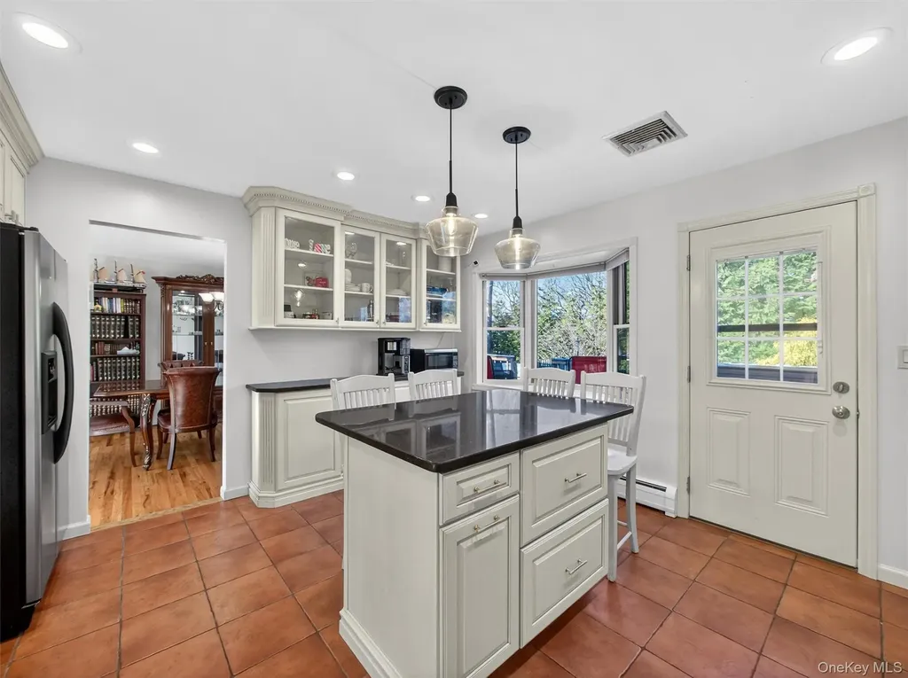 11 Durham Lane Suffern NY 10901