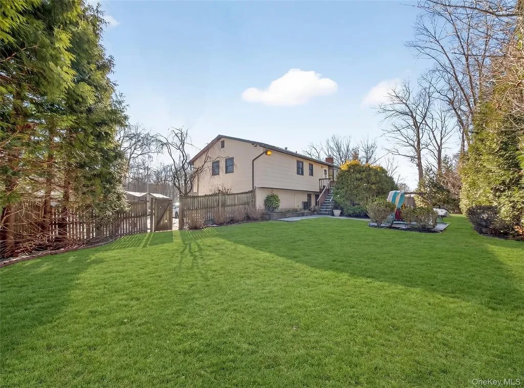 11 Durham Lane Suffern NY 10901