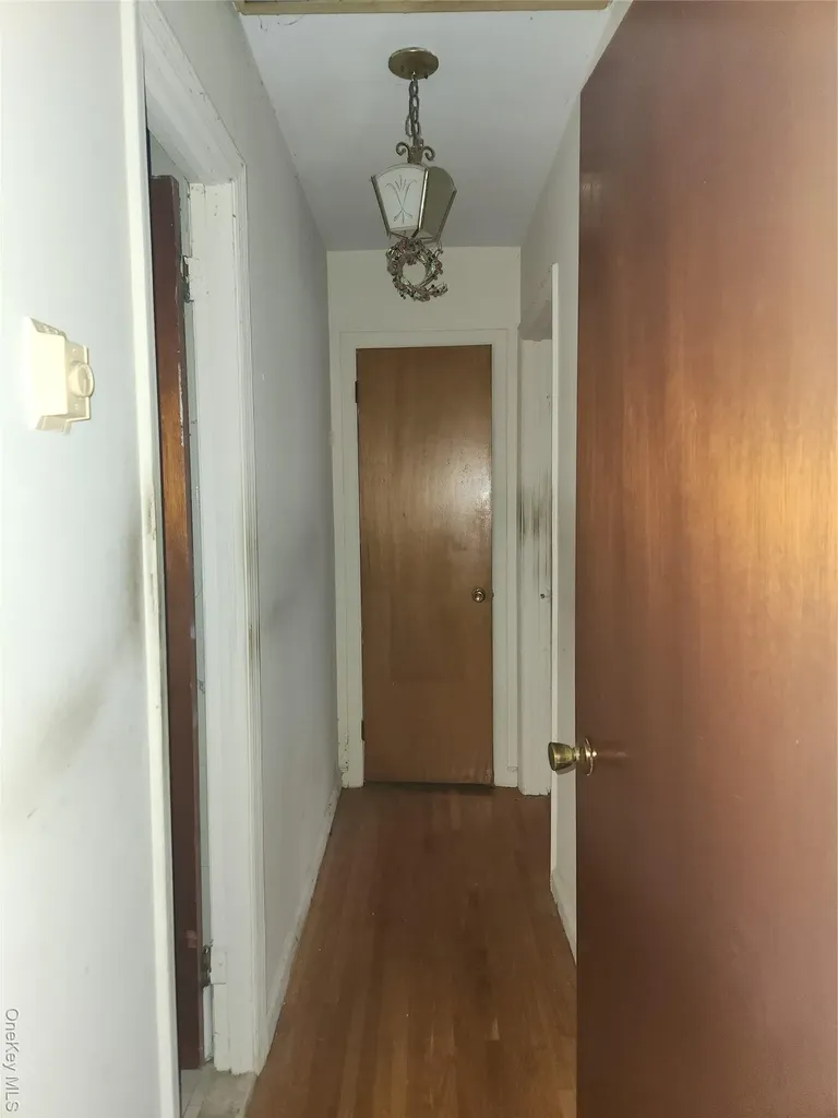 3237 Rawlins Avenue Bronx NY 10465