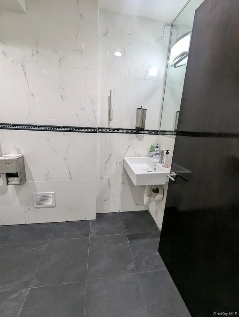 58-34 Main Street Flushing NY 11355