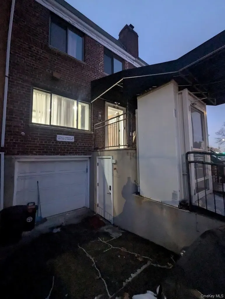 58-34 Main Street Flushing NY 11355