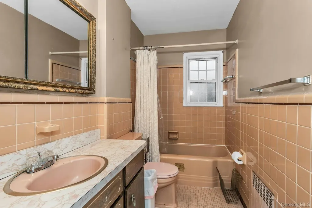 477 De Mott Avenue North Baldwin NY 11510