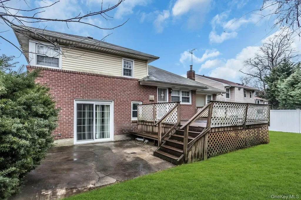 477 De Mott Avenue North Baldwin NY 11510