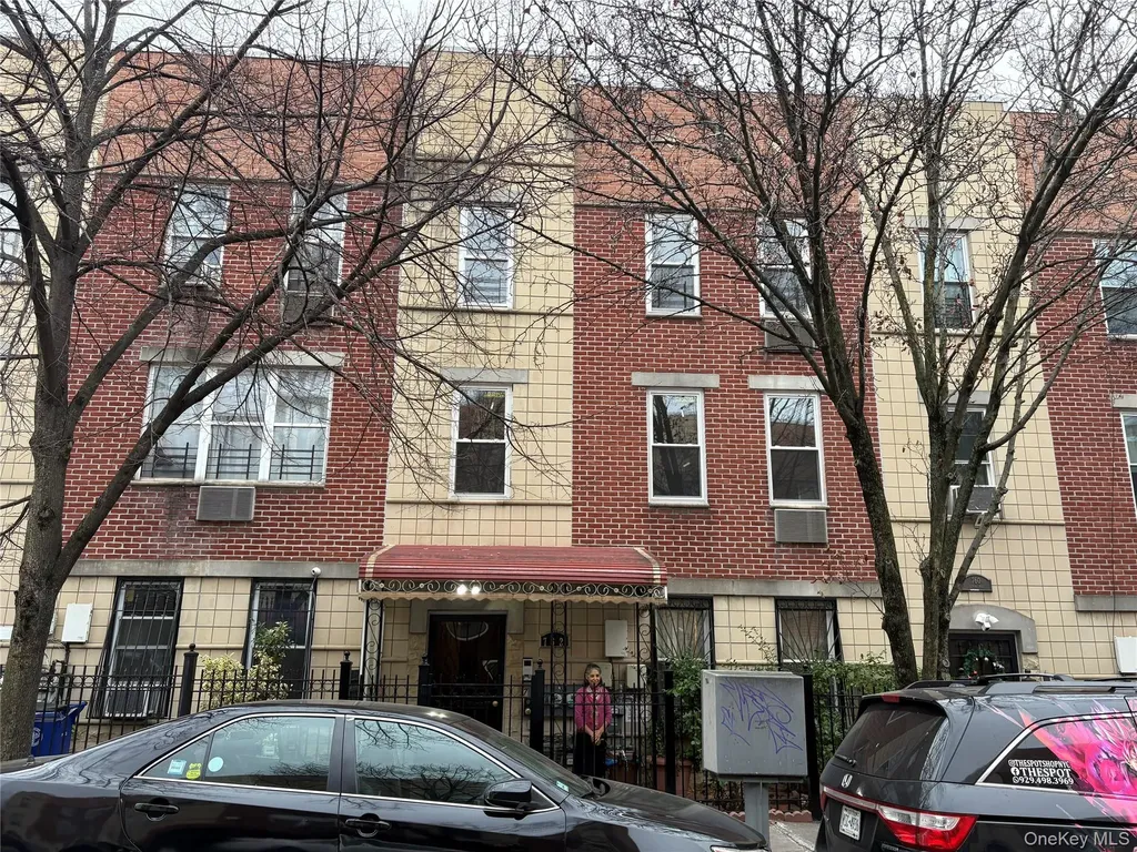 762 Elton Avenue Bronx NY 10451