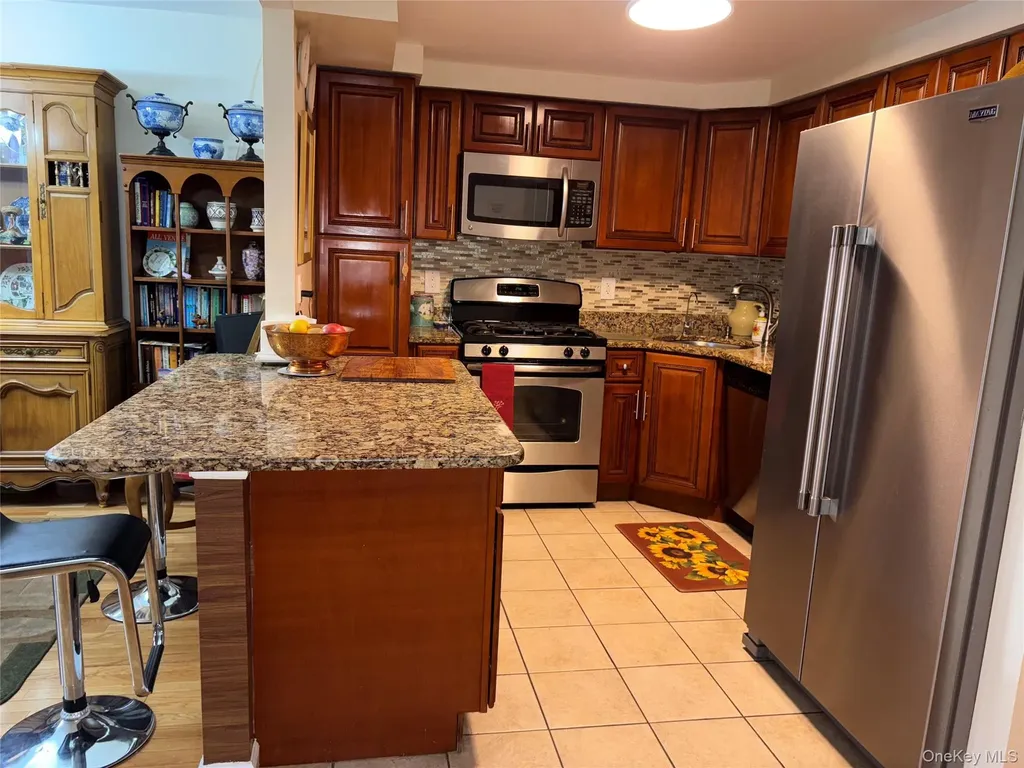 762 Elton Avenue Bronx NY 10451