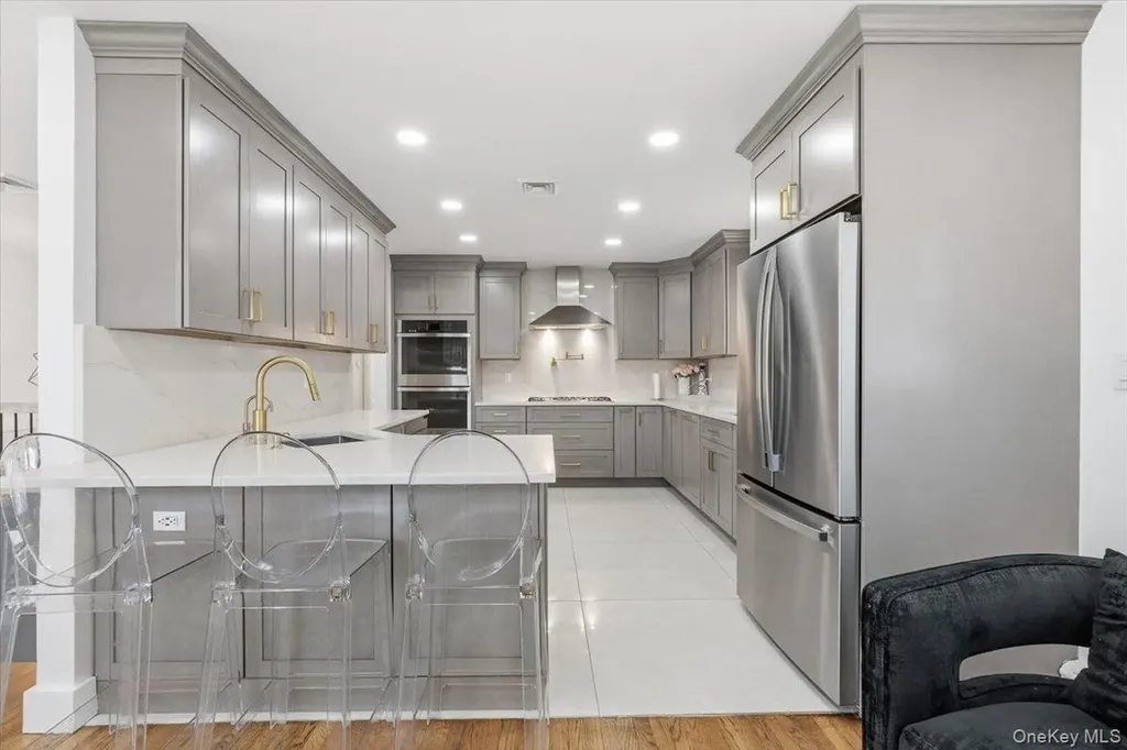 219 Pearsall Place Woodmere NY 11598