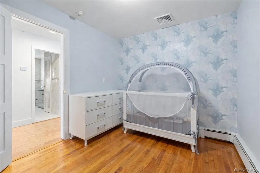 219 Pearsall Place Woodmere NY 11598