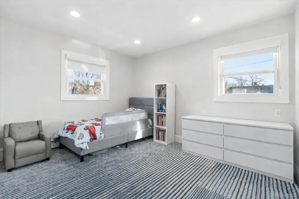 219 Pearsall Place Woodmere NY 11598