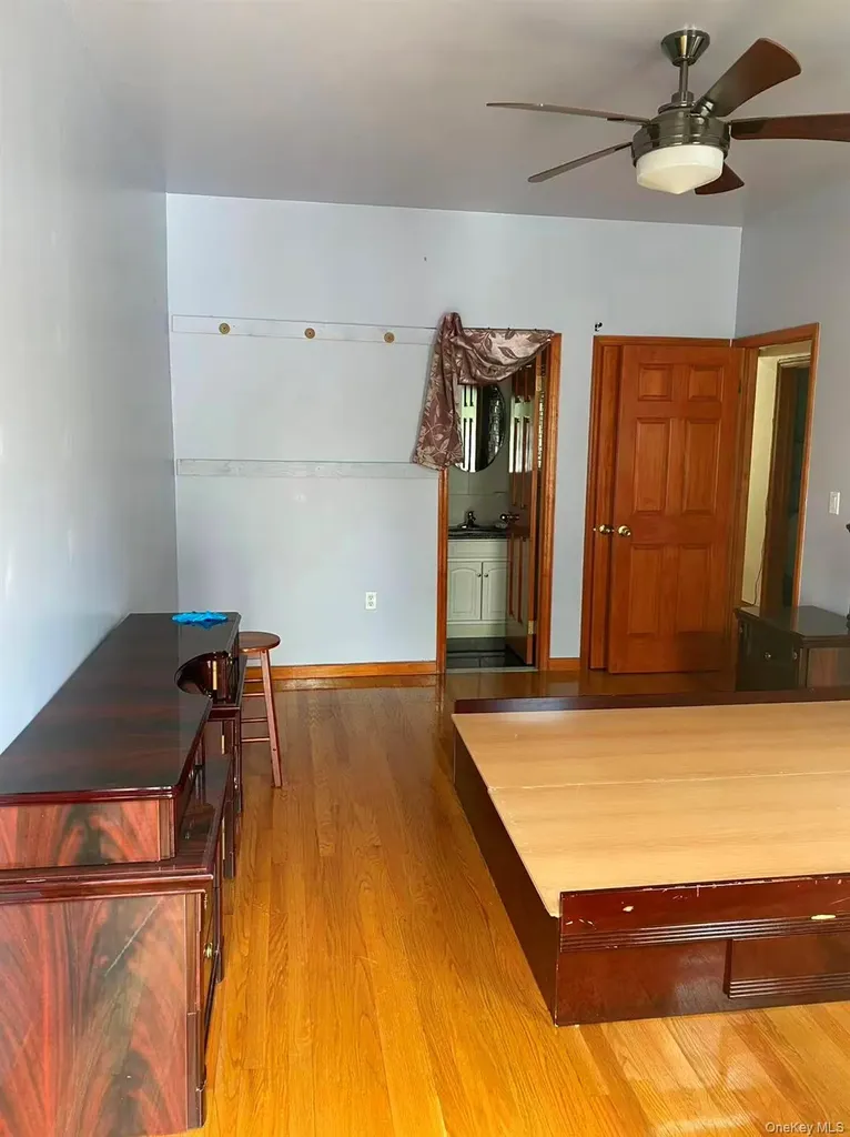 14244 56th Road Flushing NY 11355