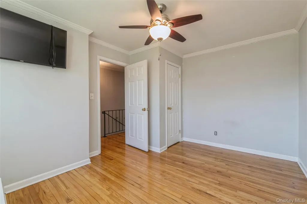 92 Cardinal Lane Islip NY 11751