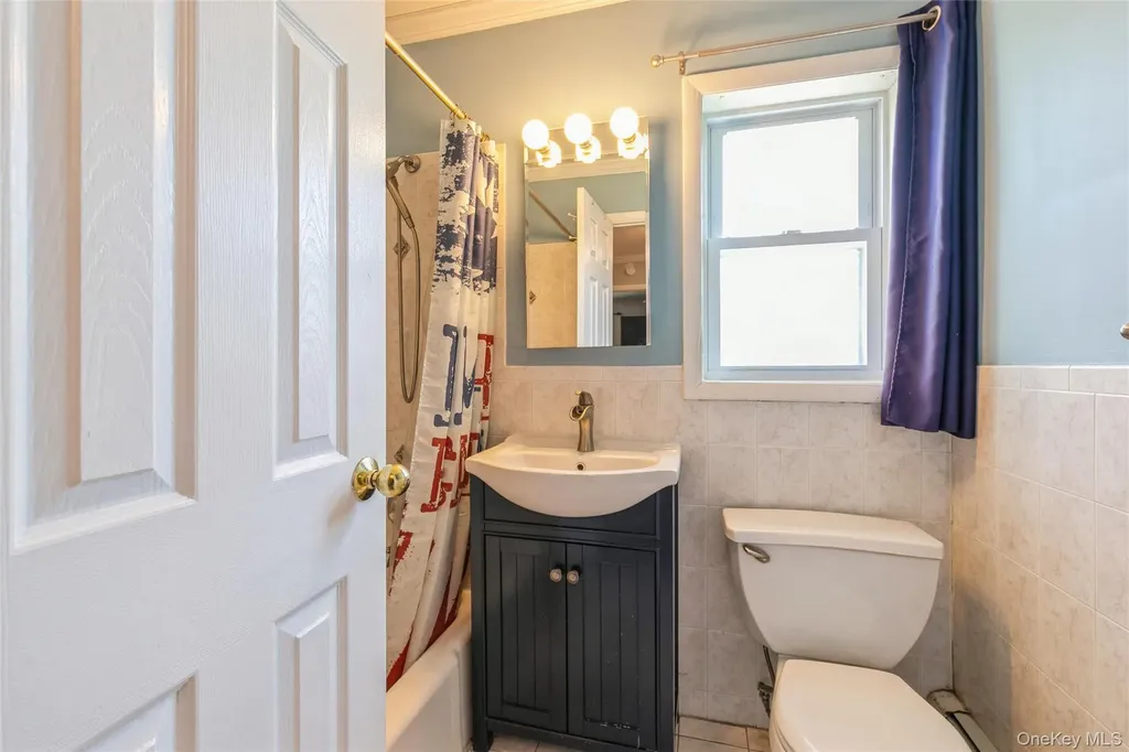 92 Cardinal Lane Islip NY 11751