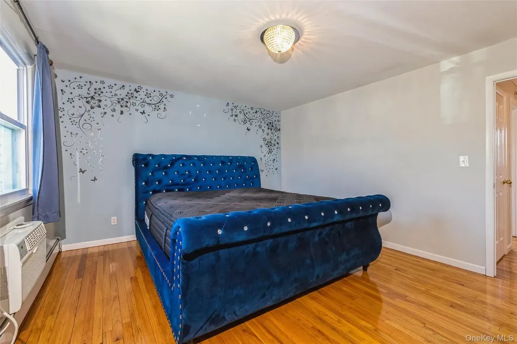 92 Cardinal Lane Islip NY 11751