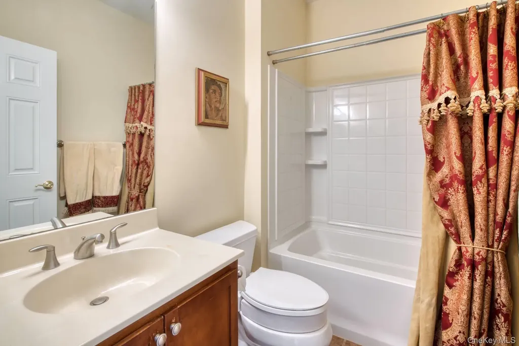 236 Encore Boulevard Eastport NY 11941