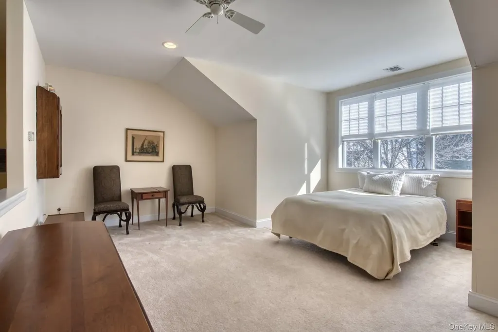 236 Encore Boulevard Eastport NY 11941