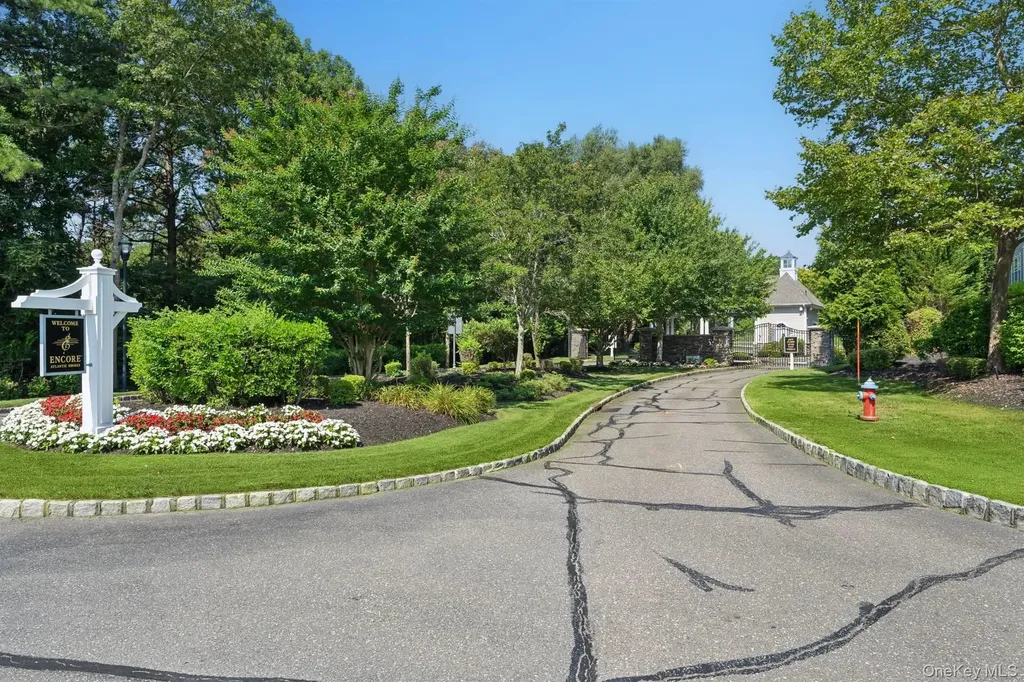 236 Encore Boulevard Eastport NY 11941