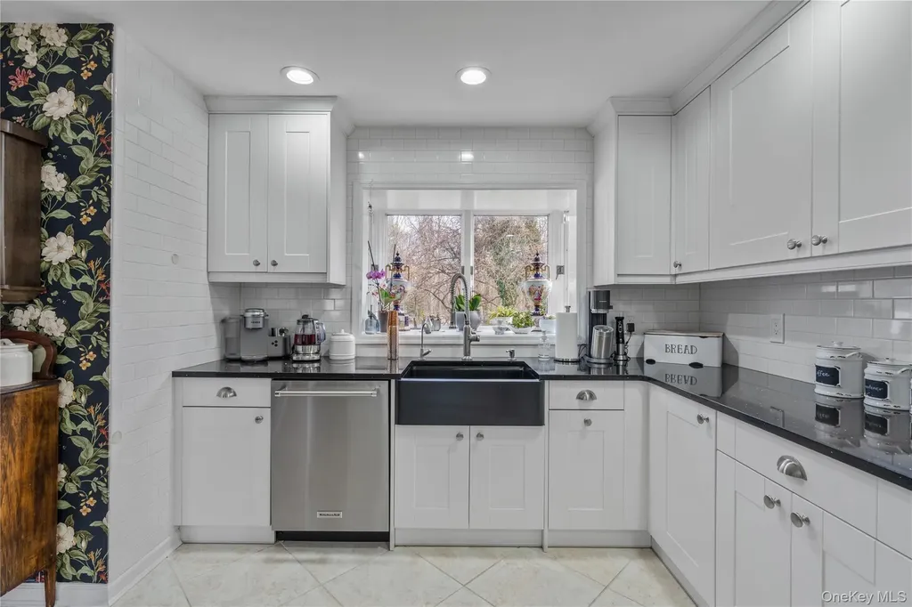 65 Birchbrook Drive Smithtown NY 11787