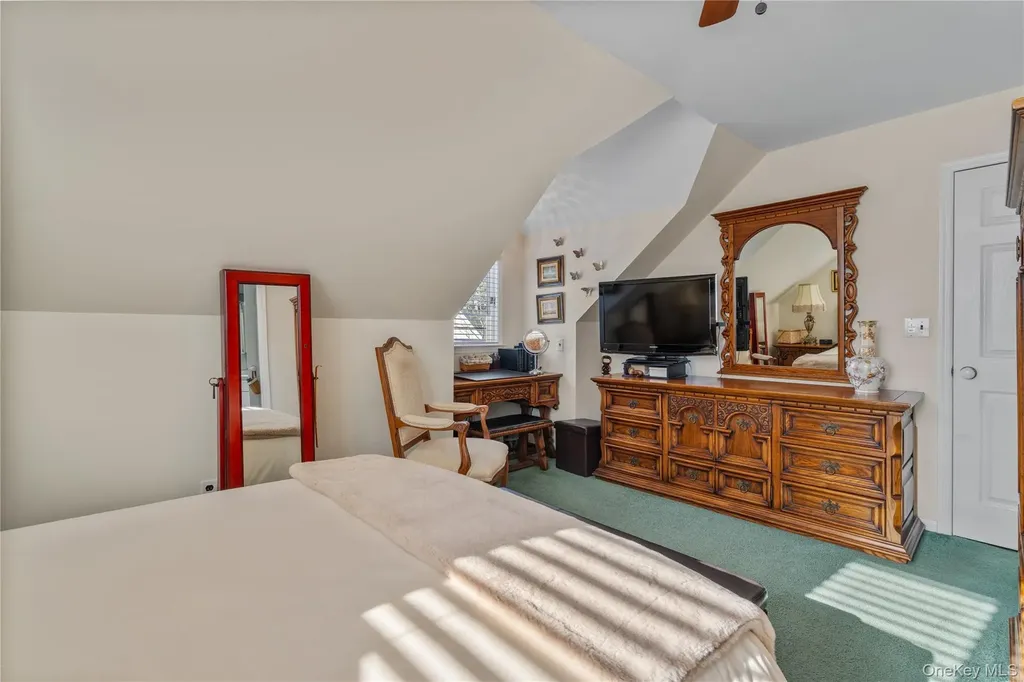 65 Birchbrook Drive Smithtown NY 11787
