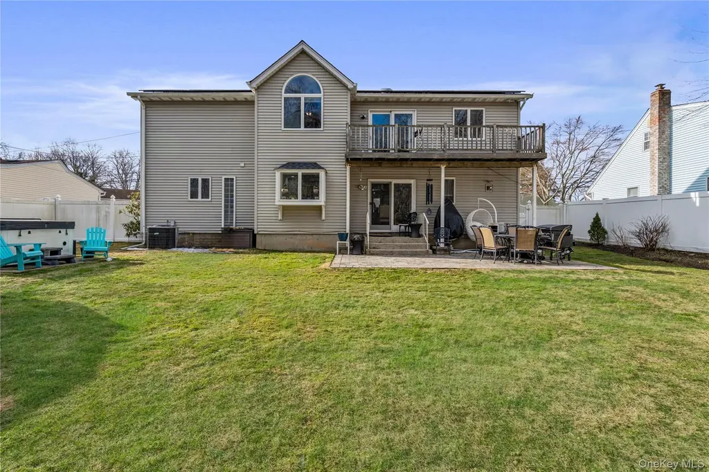 65 Birchbrook Drive Smithtown NY 11787
